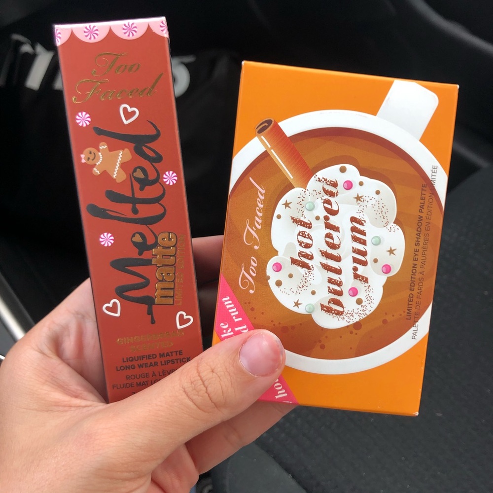 TOO FACED 2019 Holiday eye shadow and lip stick
